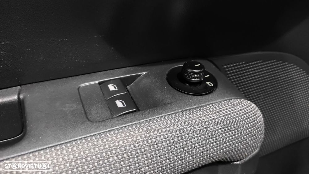 Citroën C3 Aircross 1.6 BlueHDi Shine - 27