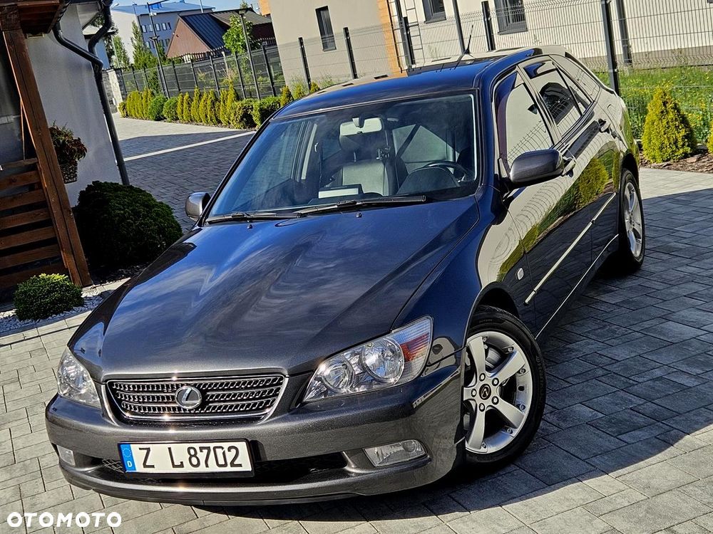 Lexus IS 200 SC Prestige - 2