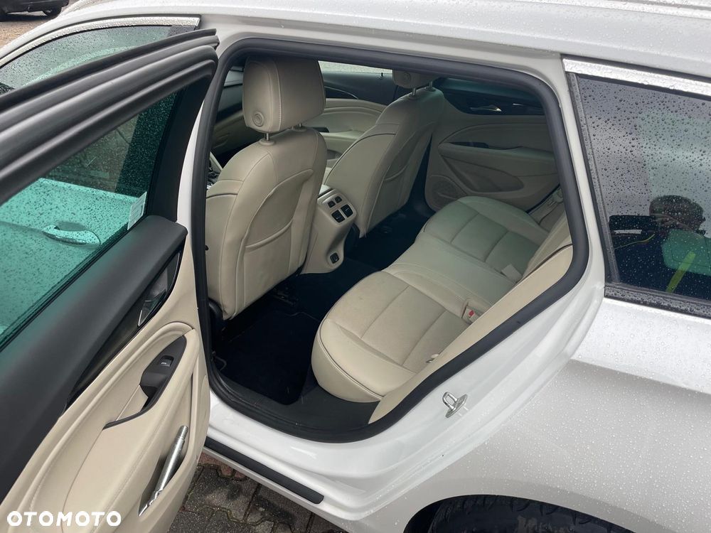 Opel Insignia 2.0 T 4x4 Exclusive S&S - 7