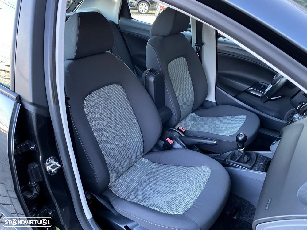 SEAT Ibiza 1.2 12V Style — photo 5