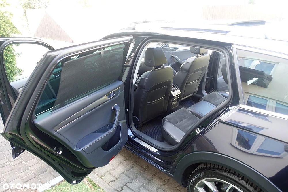 Skoda Superb 2.0 TSI 4x4 Scout DSG - 10
