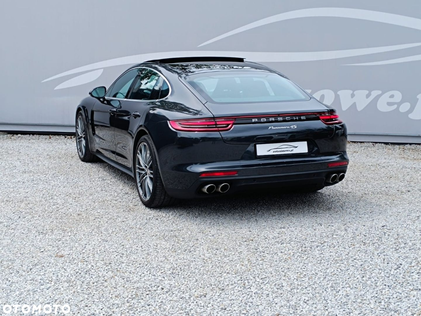 Porsche Panamera 4S - 23