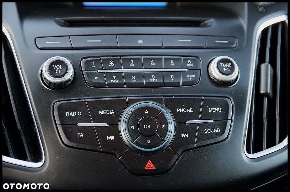 Ford Focus - 28