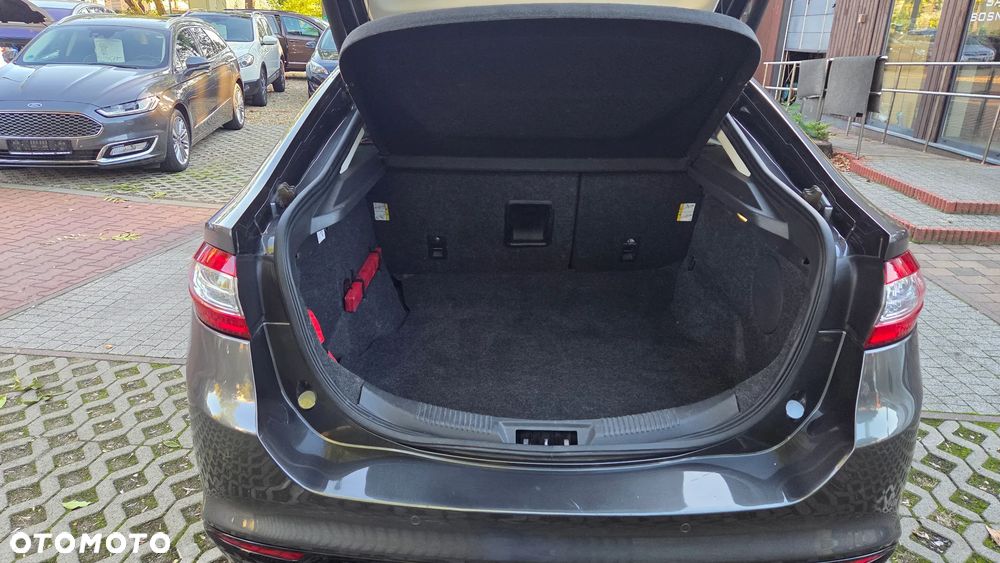 Ford Mondeo 2.0 TDCi STart-Stopp Titanium - 19