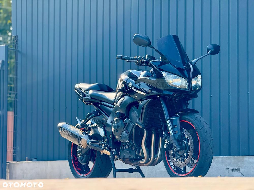 Yamaha FZ - 11