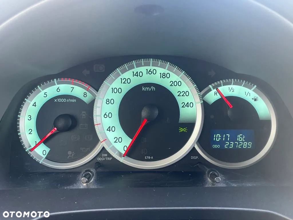 Toyota Corolla Verso - 19