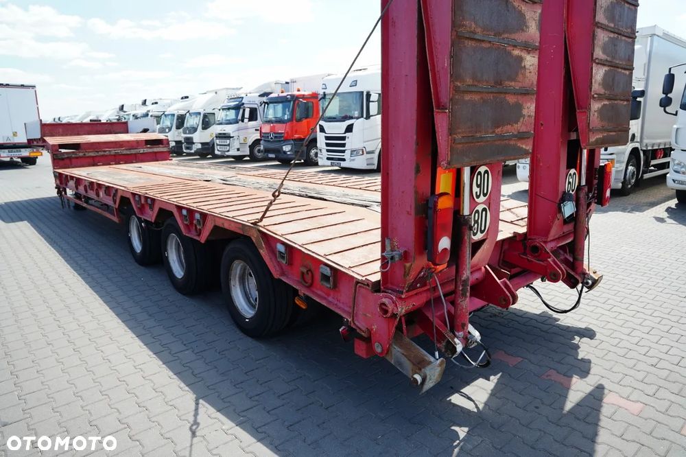 Louault / LAWETA NISKOPODWOZIOWA / ROZCIĄGANA  / 17 M / NAJAZDY HYDRAULICZNE / OŚ SKRĘTNA / 3 OSIE / - 34