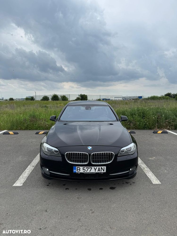 BMW Seria 5 520d Aut. - 1