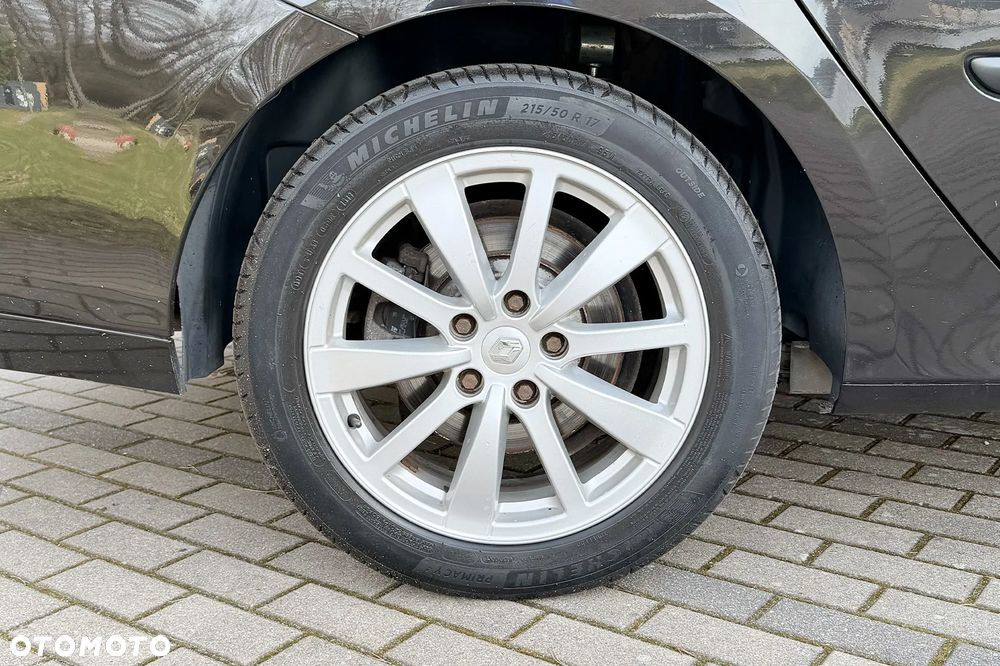 Renault Laguna 2.0 dCi Bose Edition - 26