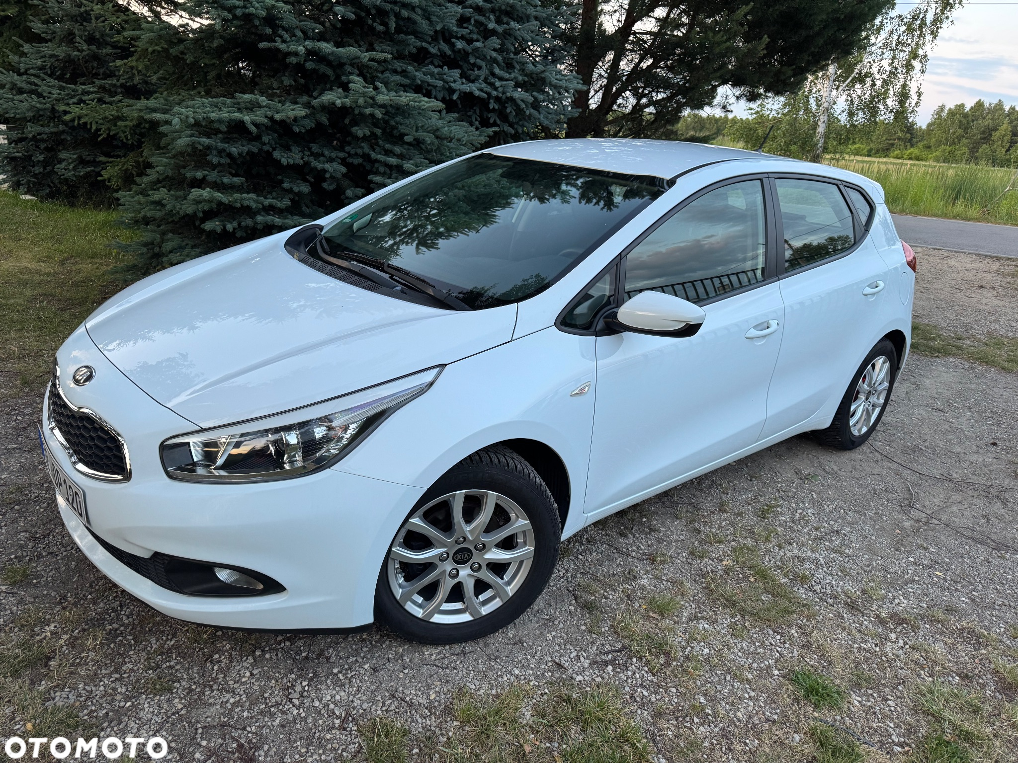 Kia Ceed - 22