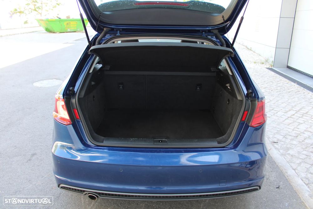Audi A3 Sportback 1.6 TDI (clean diesel) S tronic S line Sport Pack - 27