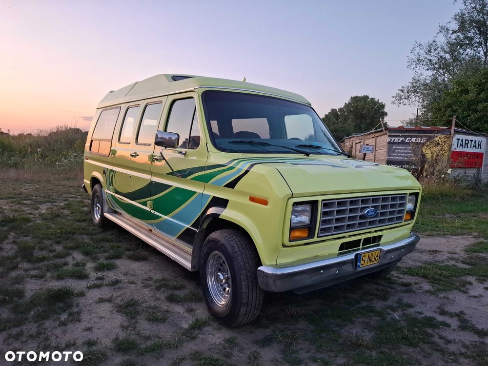 Ford Econoline - 1