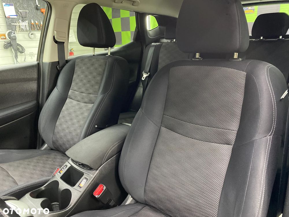 Nissan Qashqai 1.2 DIG-T Xtronic TEKNA+ - 9