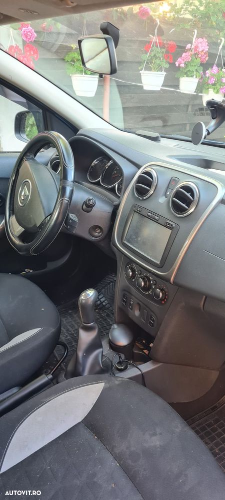 Dacia Sandero Stepway 0.9 TCe - 10