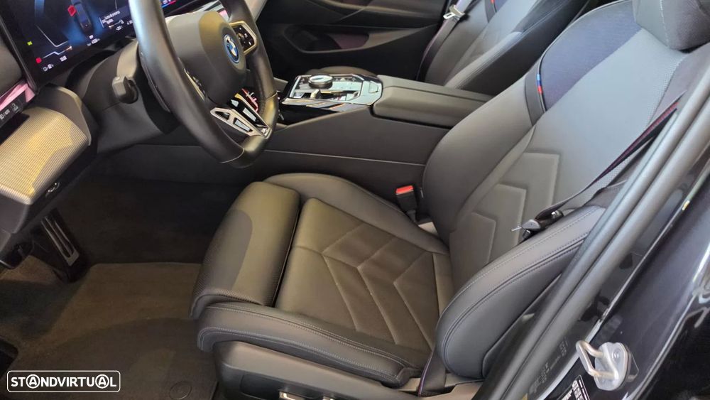 BMW i5 eDrive40 Pack Desportivo M Pro - 39