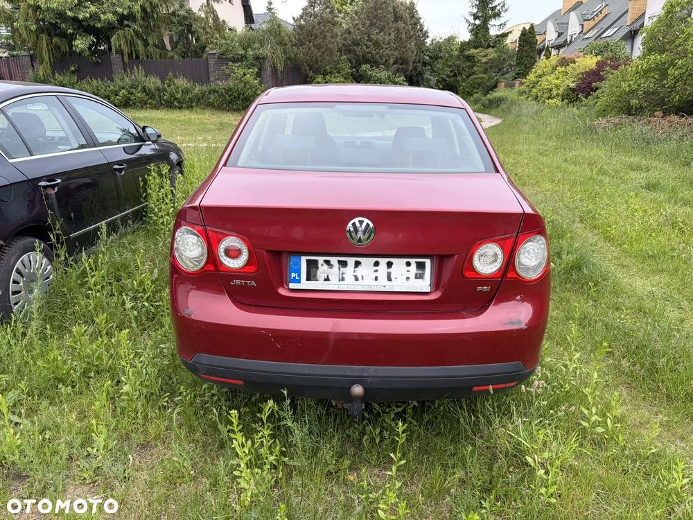 Volkswagen Jetta 1.6 Comfortline - 7