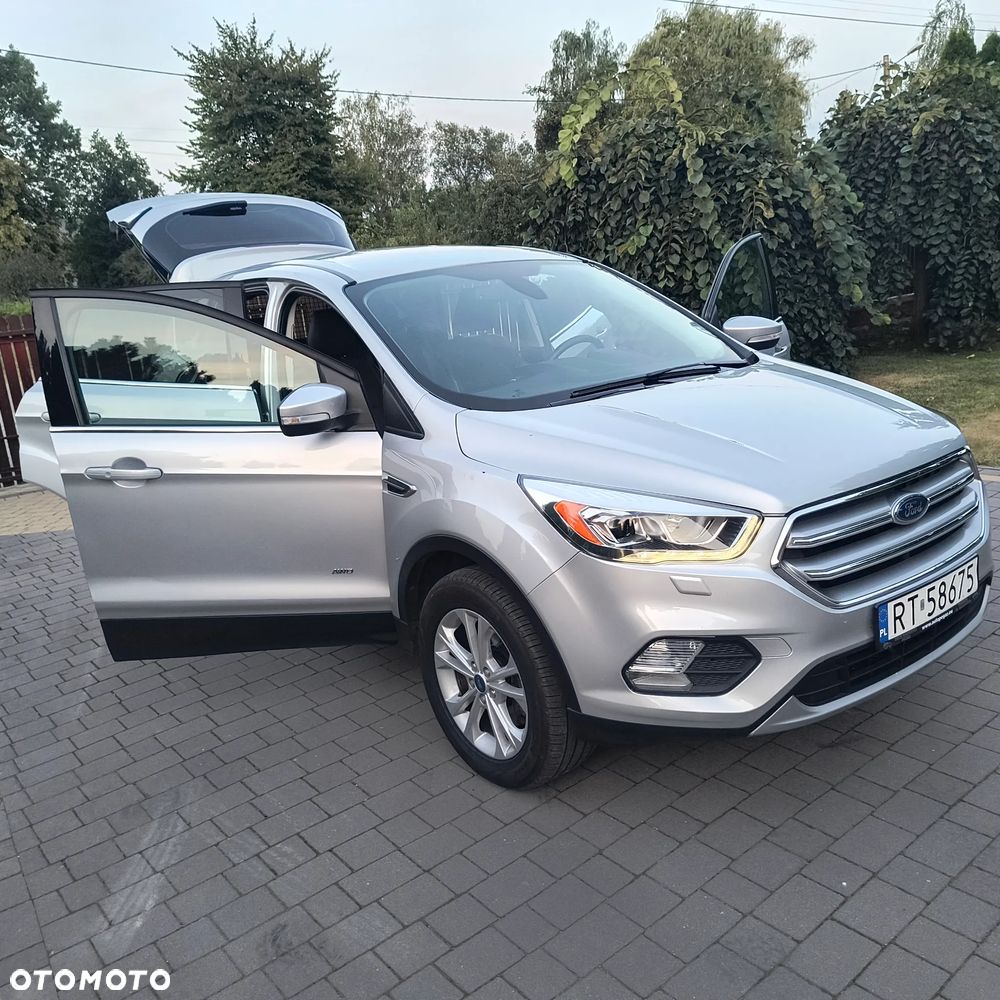 Ford Kuga 2.0 TDCi 4WD Titanium - 14