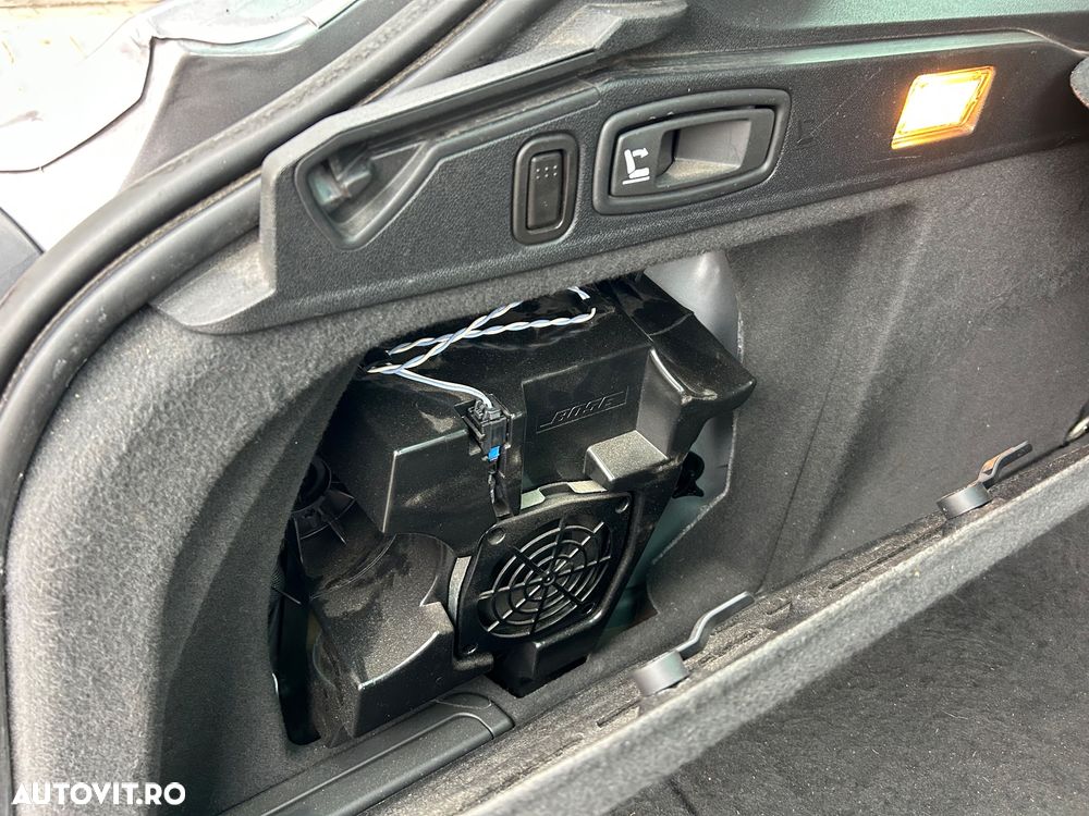 Renault Laguna dCi 110 FAP EDC Bose Edition - 23