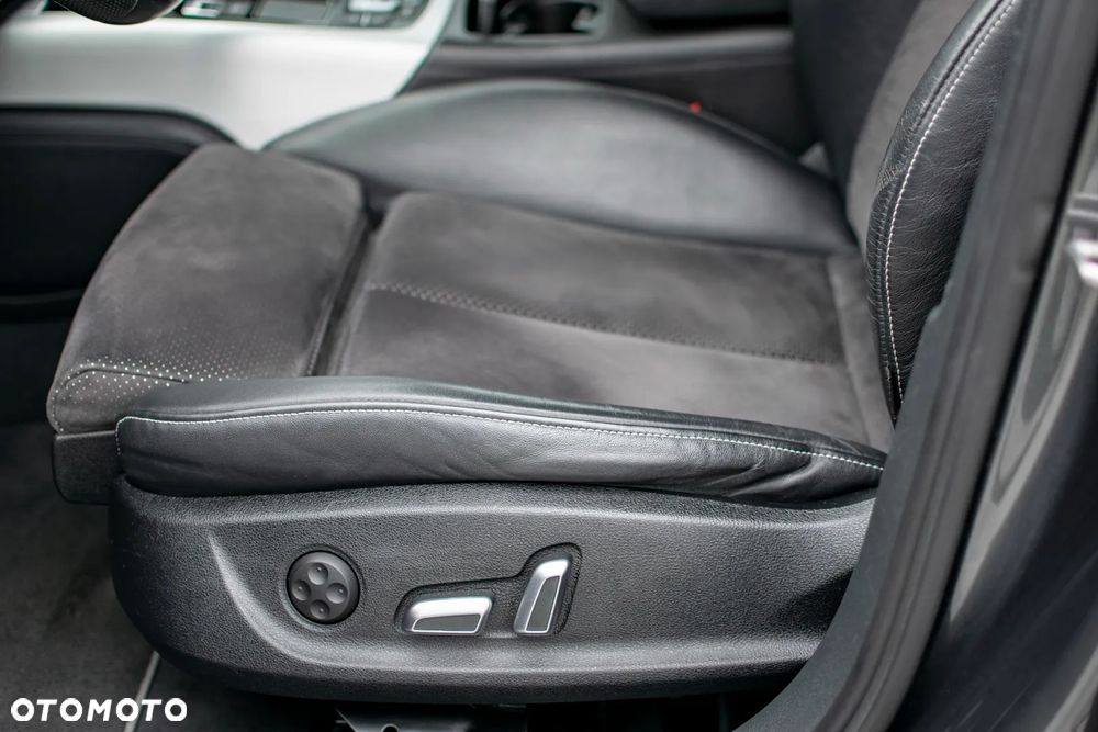 Audi A6 Avant 3.0 TDI quattro tiptronic - 37