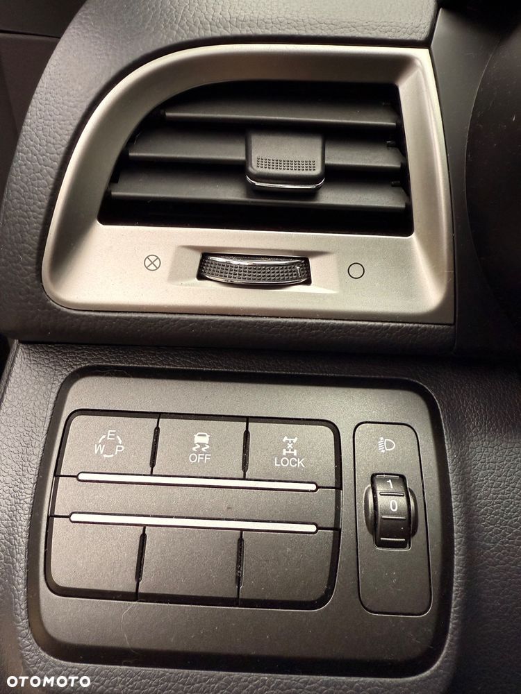SsangYong/KGM Tivoli 1.6 Quartz 4x4 - 6