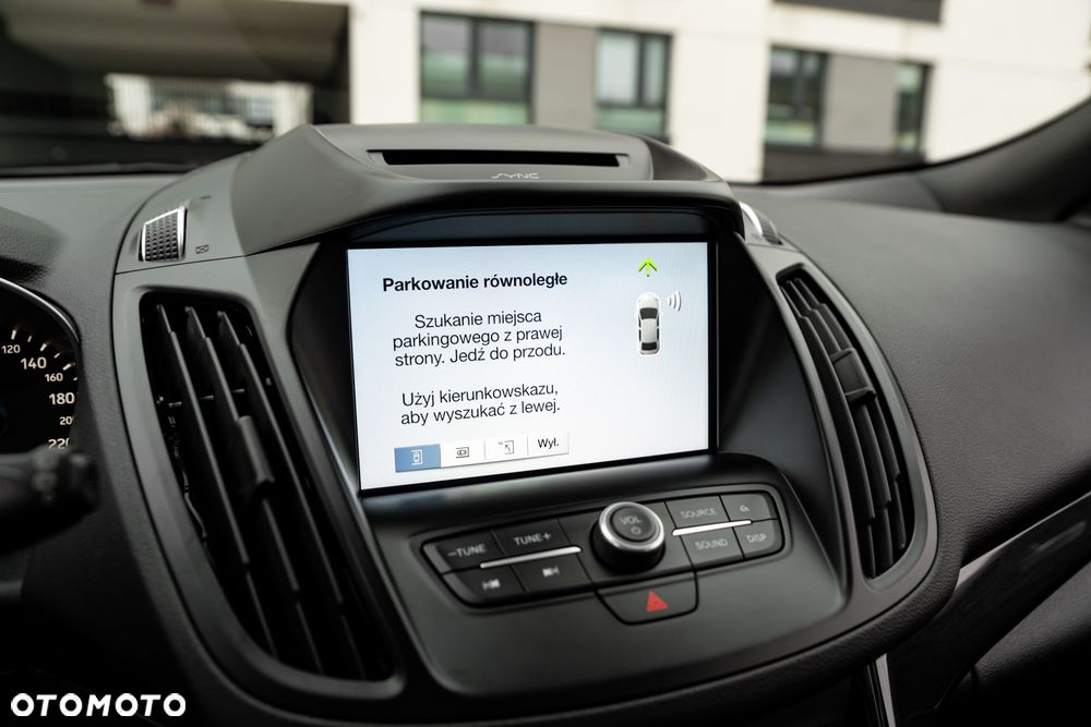 Ford Kuga 2.0 TDCi 4x4 ST-Line - 36