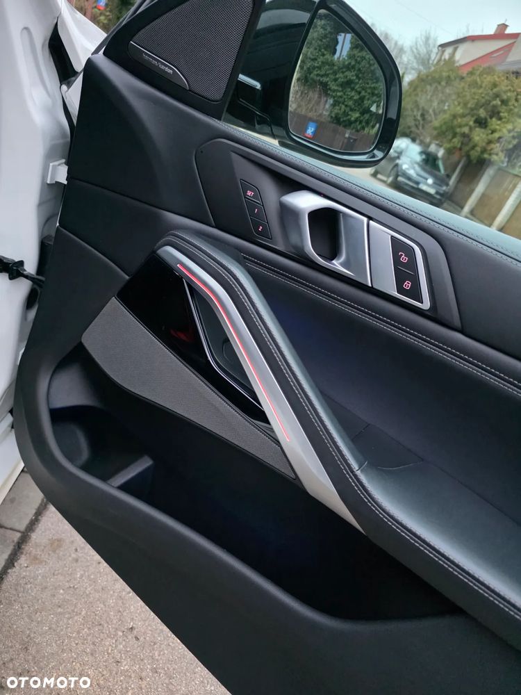 BMW X6 xDrive40d - 13