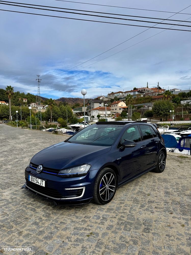 VW Golf 1.4 GTE Plug-In-Hybrid DSG - 2
