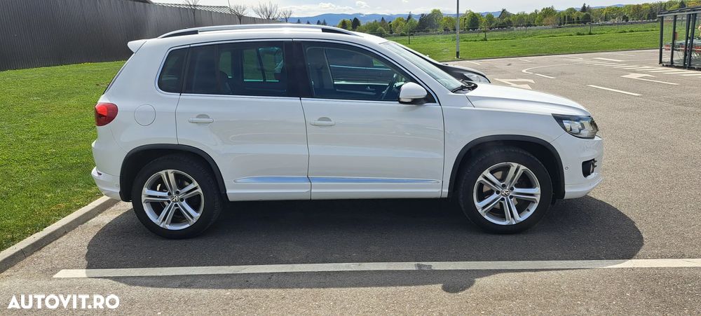 Volkswagen Tiguan 2.0 TDI SCR BlueMotion Technology Sport & Style - 4