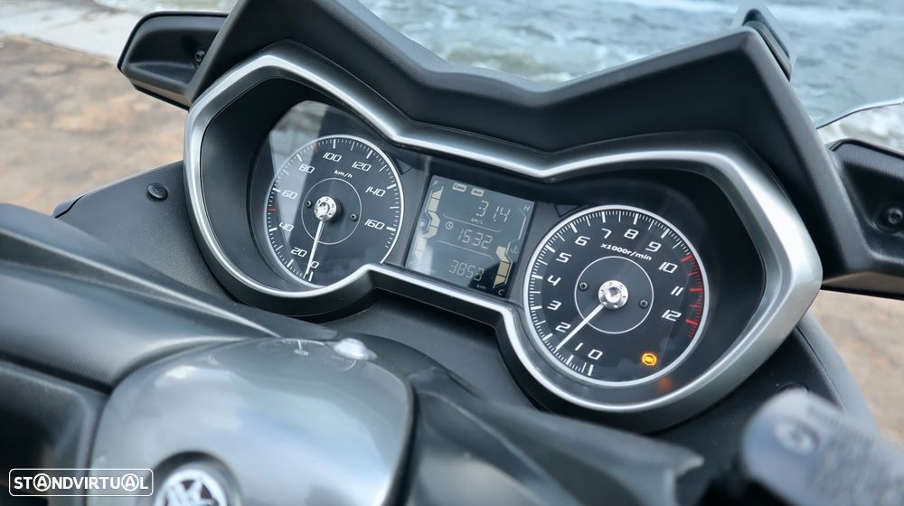Yamaha X-Max Tech Max - 23
