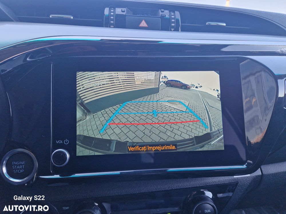 Toyota Hilux 2.8D 204CP 4x4 Double Cab AT MHEV Executive - 17