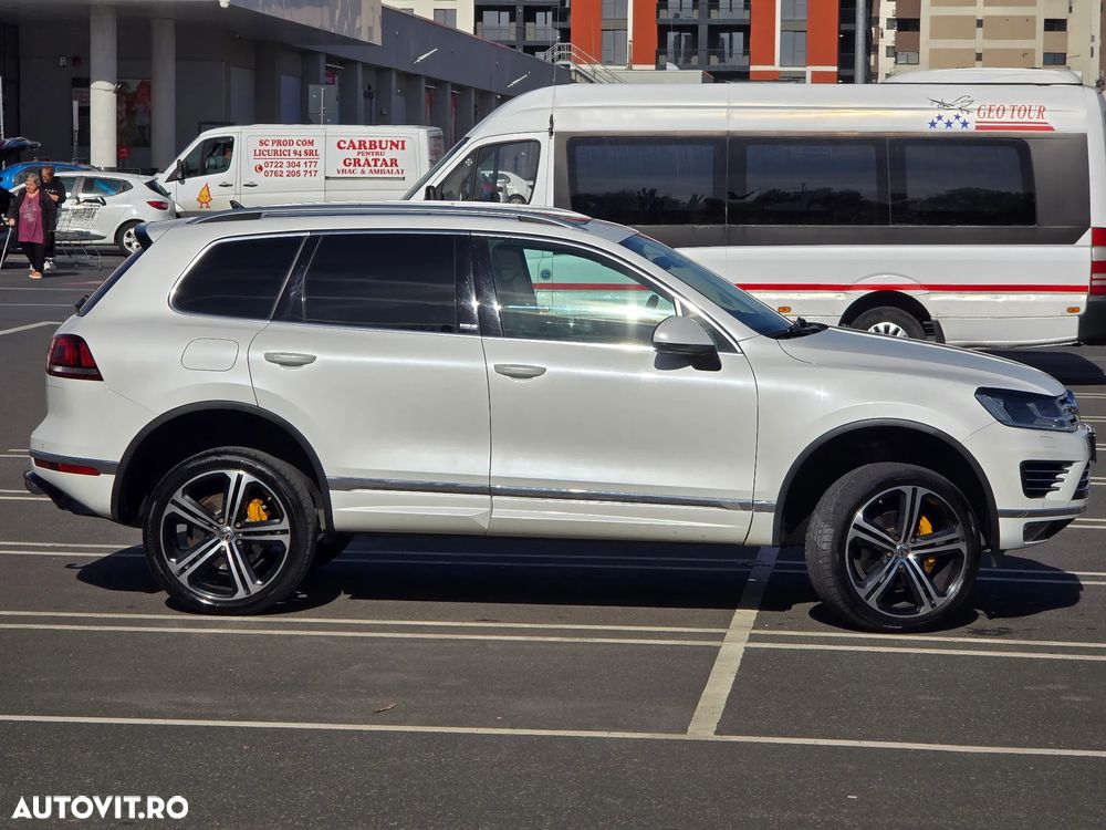Volkswagen Touareg V6 TDI BMT Supreme Plus - 3