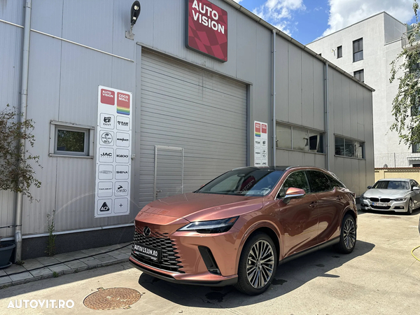Lexus Seria RX 450h+ E-Four PHEV Luxury Mark Levinson