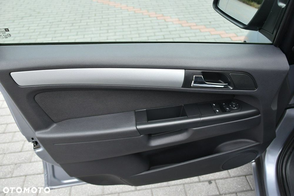 Opel Zafira - 21