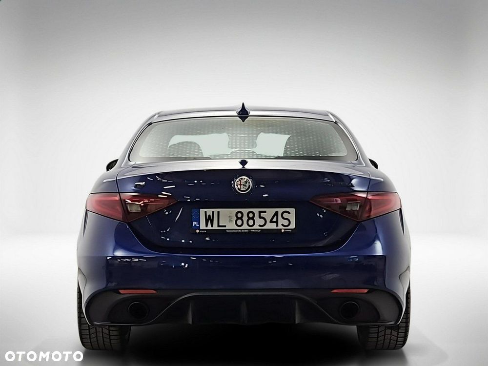 Alfa Romeo Giulia 2.0 Turbo Veloce Q4 - 4