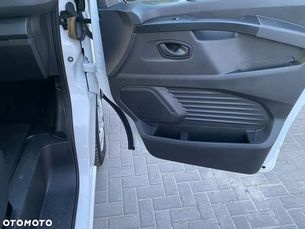 Renault TRAFIC * 2023 * Tylko 46.000km ! * 2.0 BlueDCI 130KM * LONG - 15