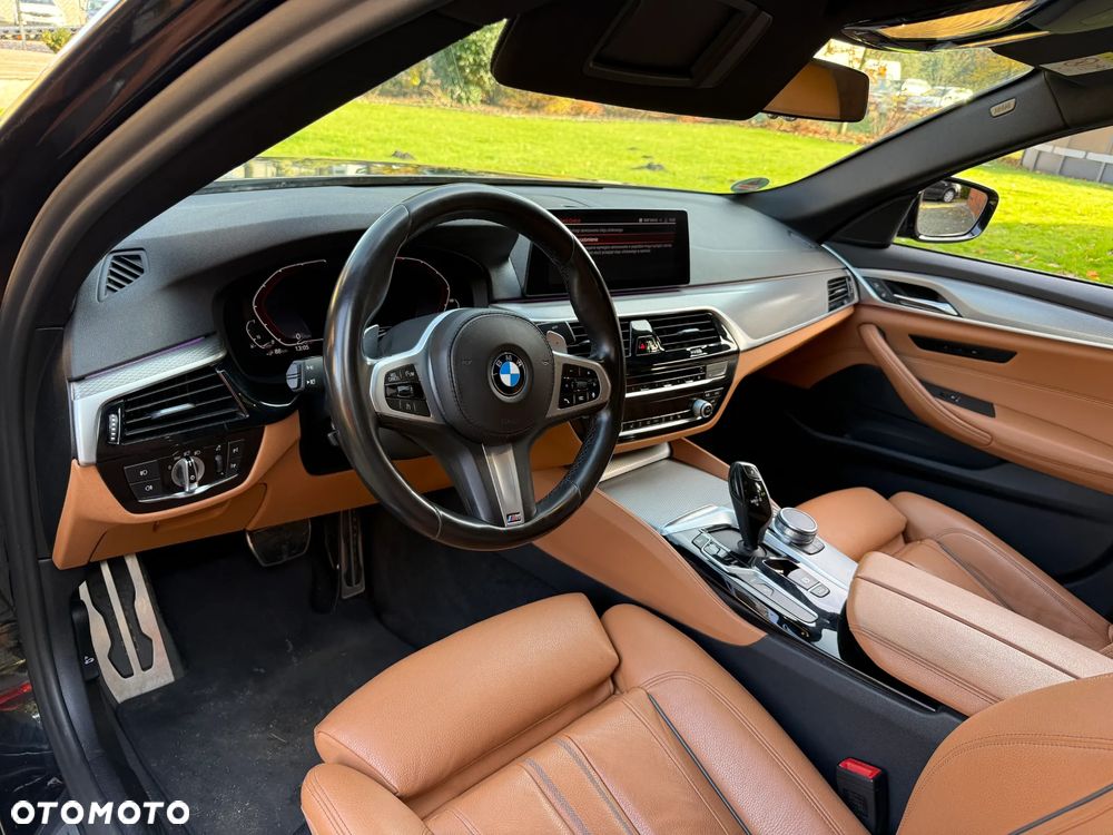 BMW Seria 5 530e iPerformance GPF Luxury Line sport - 18