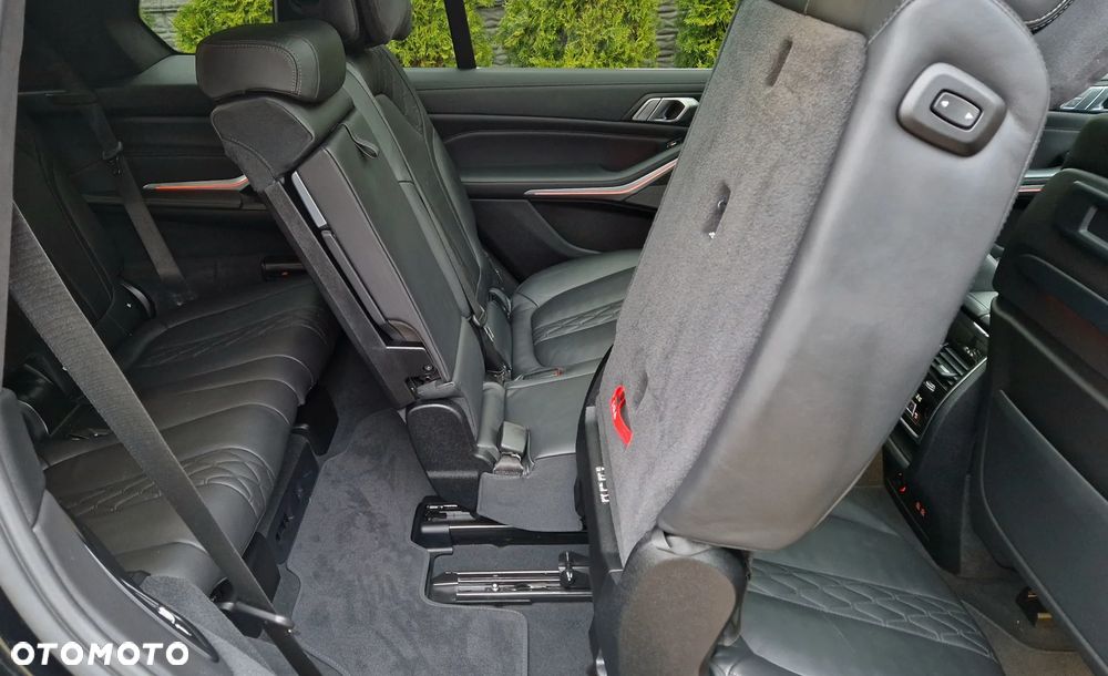 BMW X7 - 14