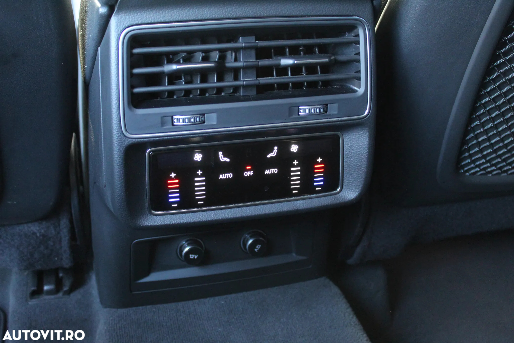 Audi Q7 3.0 50 TDI quattro Tiptronic S Line - 24