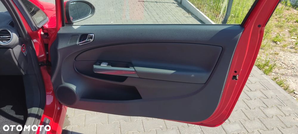 Opel Corsa 1.6 Turbo Edition - 19