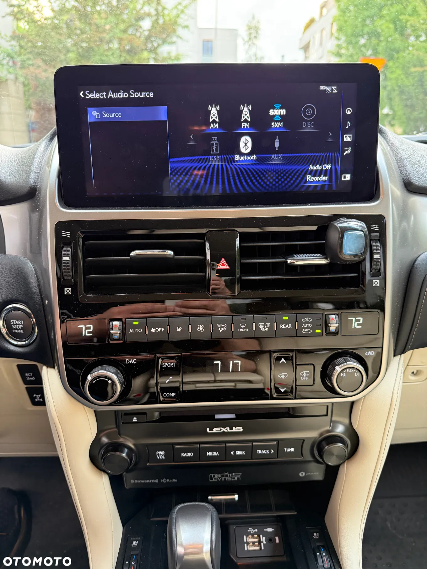 Lexus GX - 16