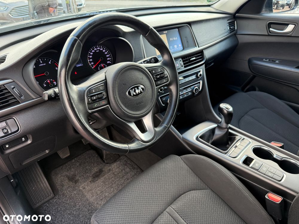 Kia Optima - 15