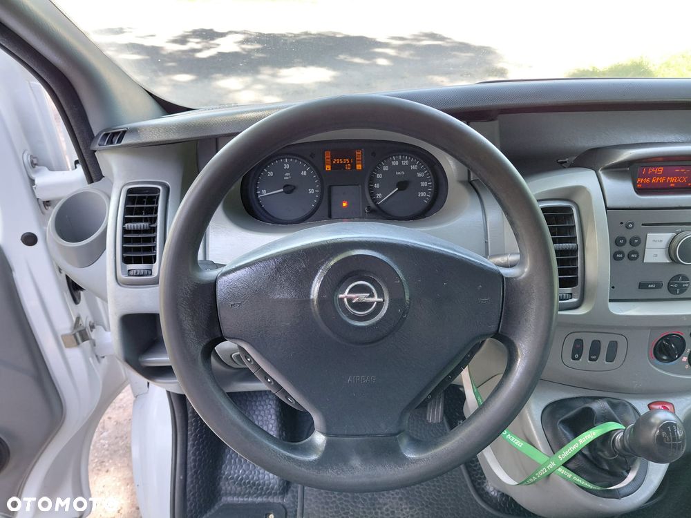 Opel Vivaro L2H1 2.9t - 11