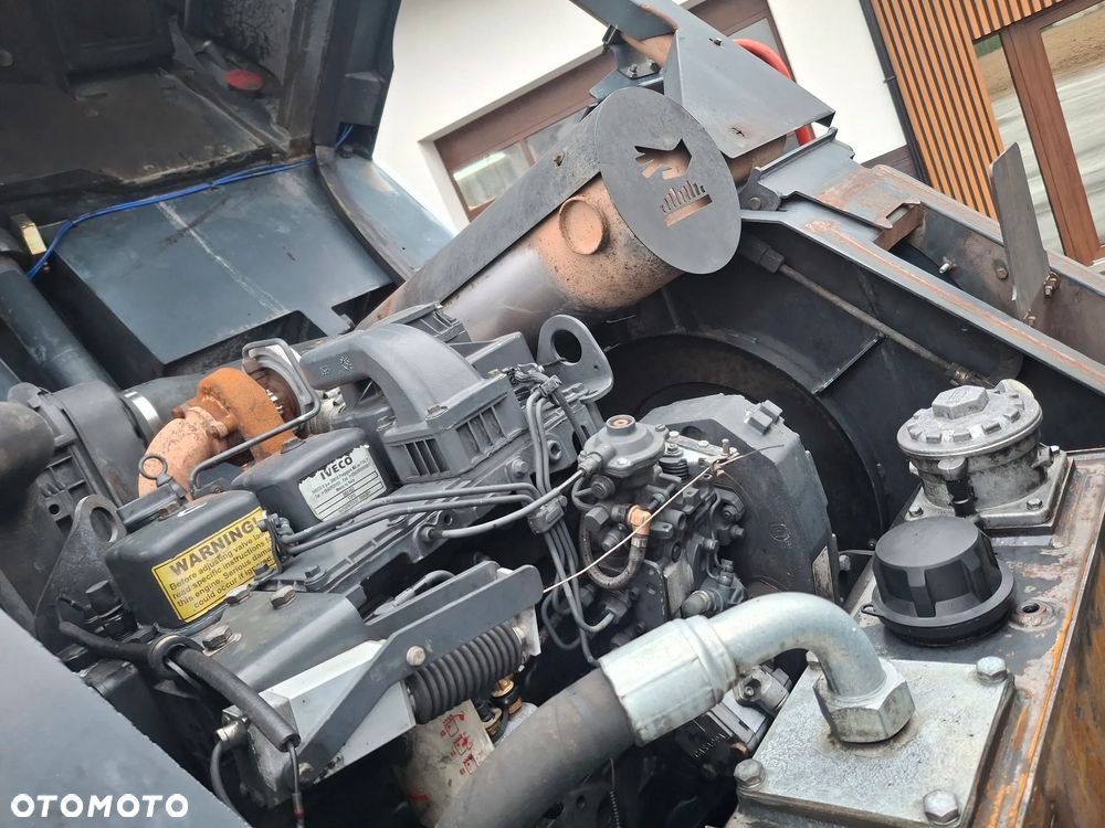 Renault Midlum 220 Zamiatarka Johnston 2 Silniki Szczotki L/R Obie Strony 2010r Przebieg 116 tyś km - 22