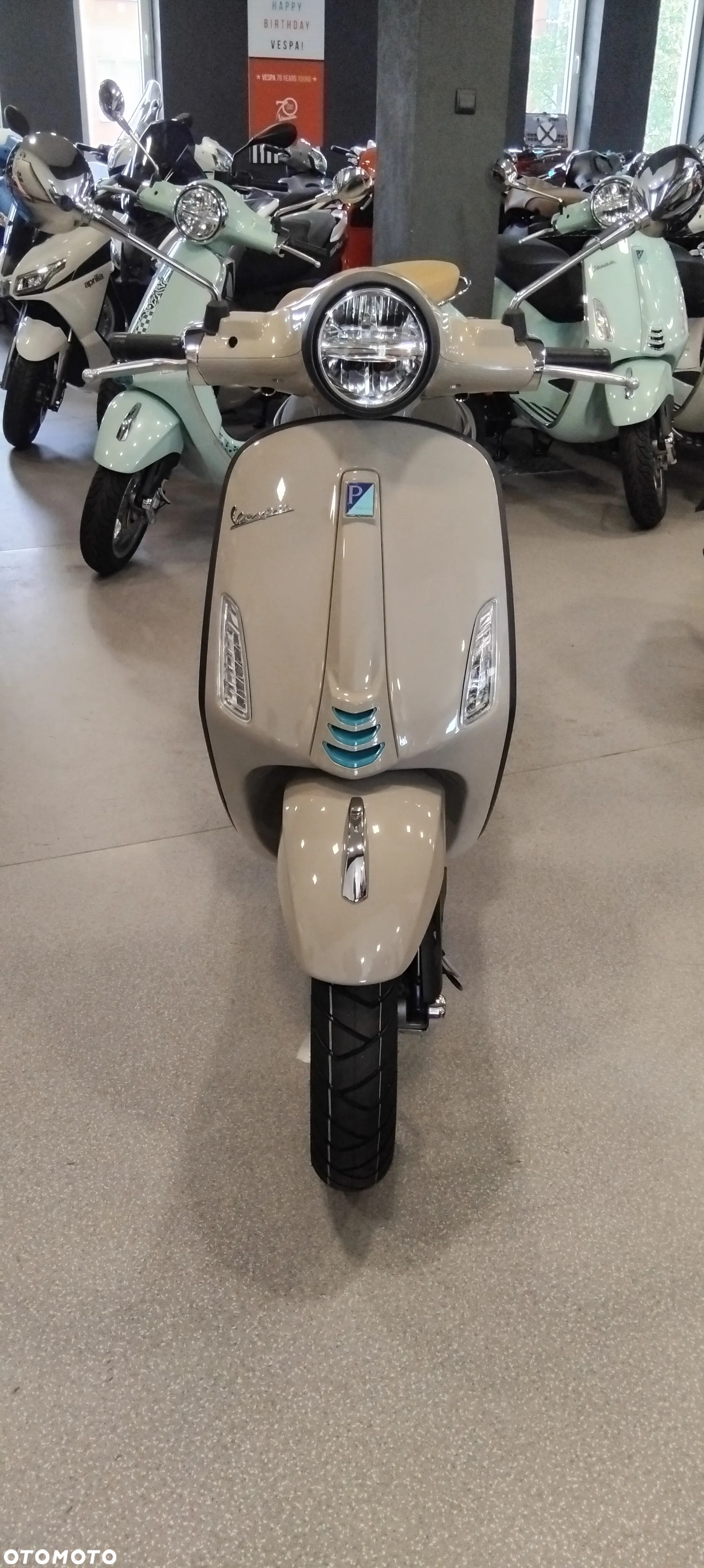 Vespa Primavera - 6