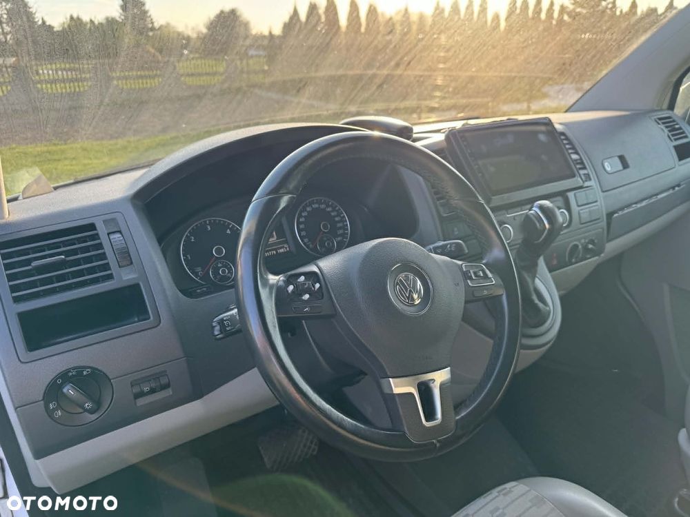 Volkswagen T5 California - 18