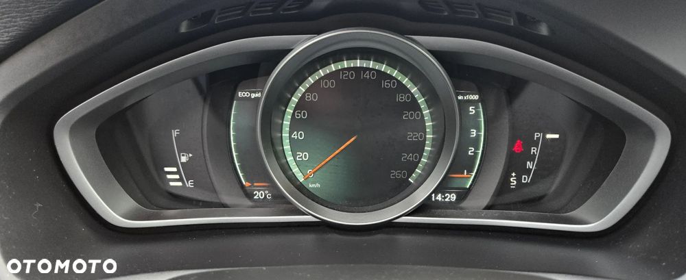 Volvo V40 D2 Geartronic Momentum - 23