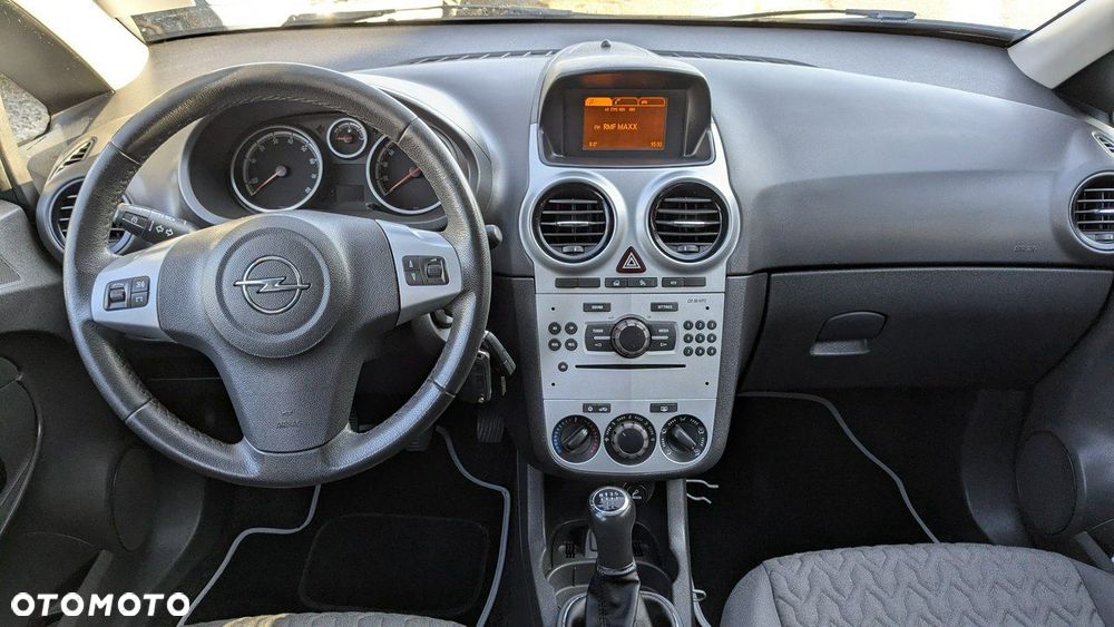 Opel Corsa - 18