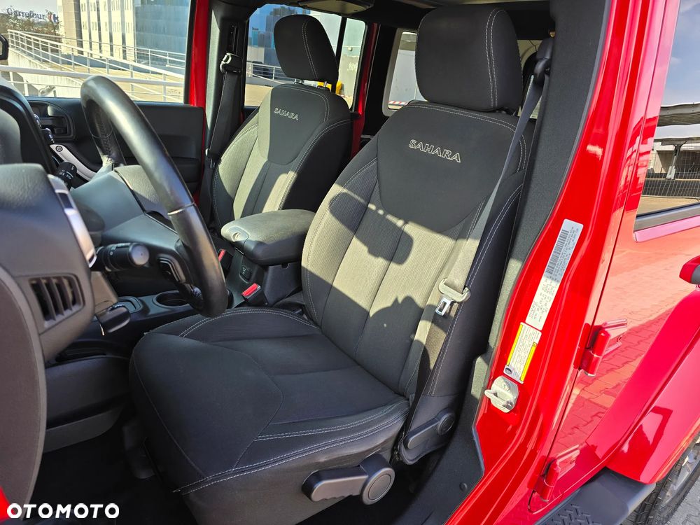 Jeep Wrangler Unlimited 3.6 Automatik Sahara - 16