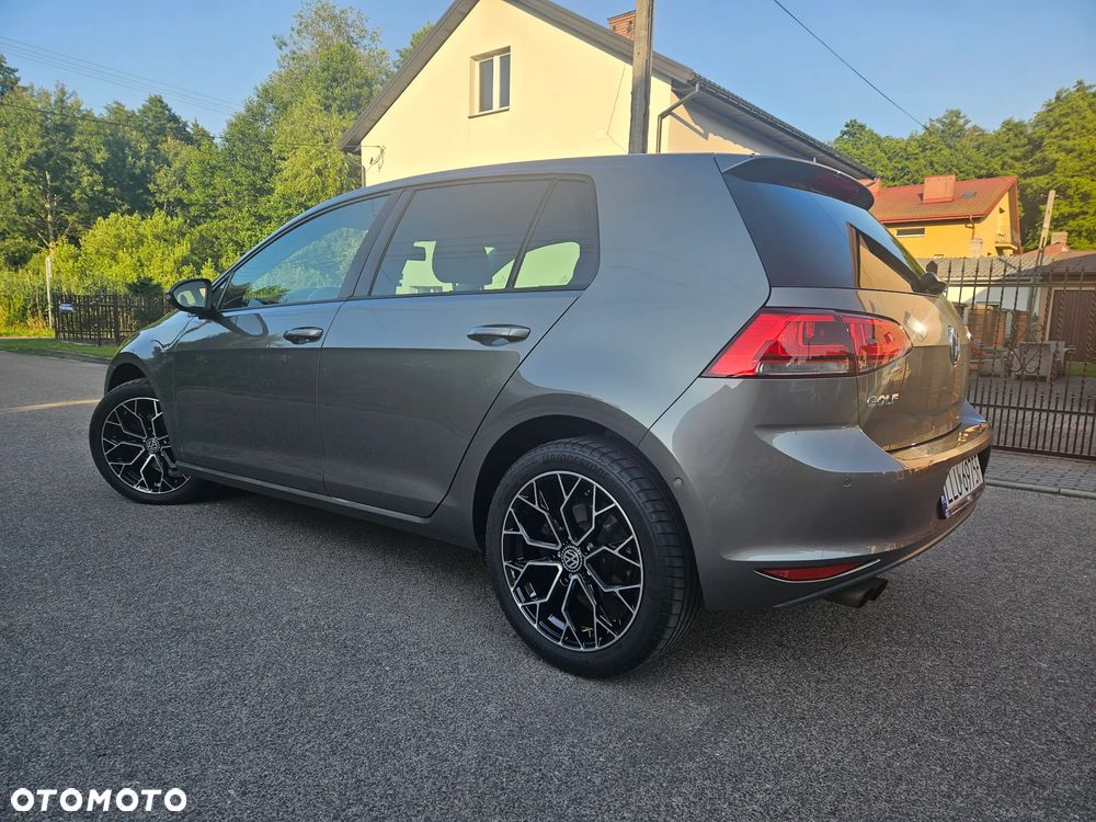 Volkswagen Golf 1.4 TSI BlueMotion Technology DSG Highline - 12