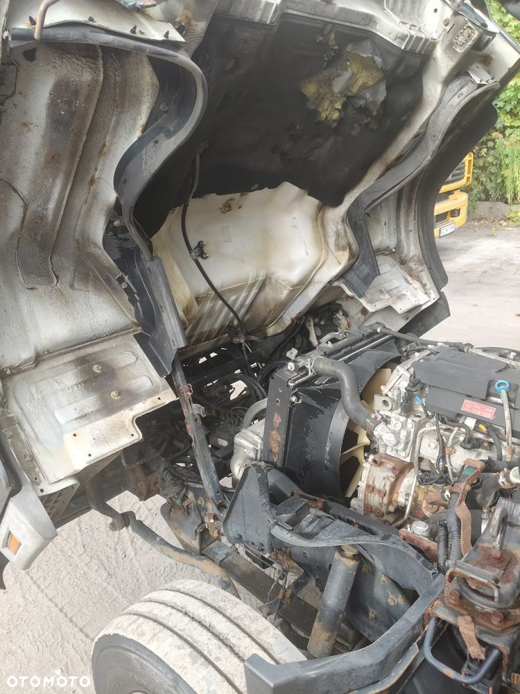 Mitsubishi FUSO CANTER - 19